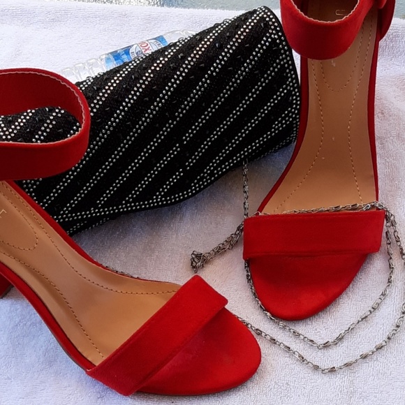 HAND PURSE - Picture 4 of 5